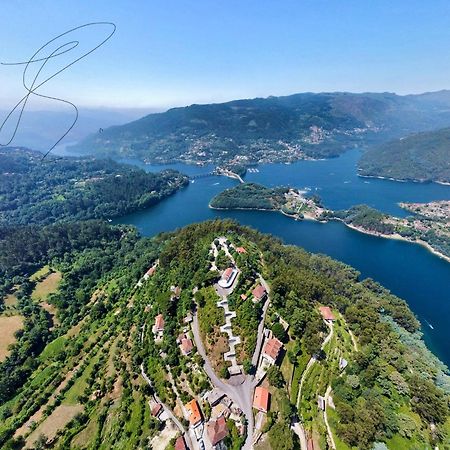 Casa Da Lage - Lareiras - Lenha - Vistas - Geres Villa Bagian luar foto