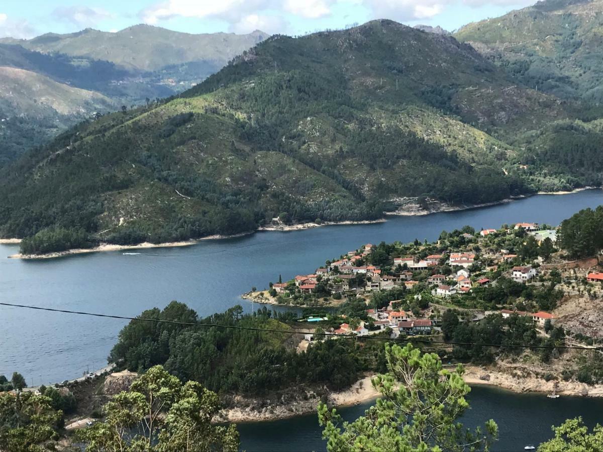 Casa Da Lage - Lareiras - Lenha - Vistas - Geres Villa Bagian luar foto